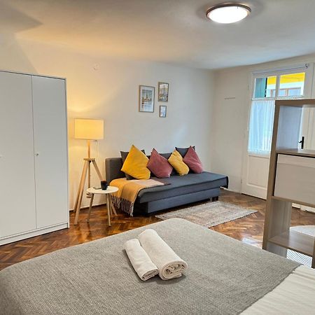 Charming Studio Ideal For Getaways Or Workations In Sibiu'S Medieval City Center ภายนอก รูปภาพ