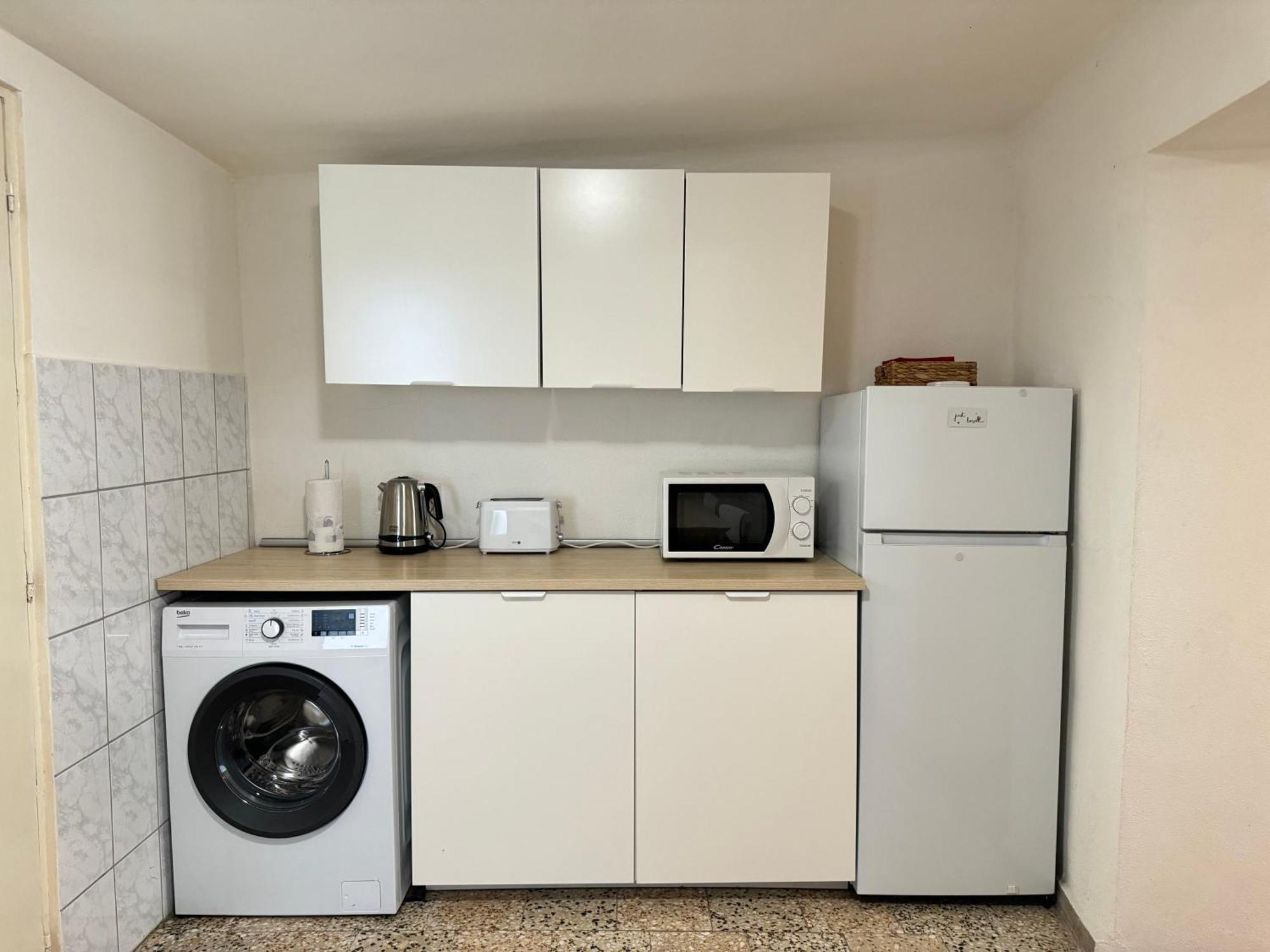 Charming Studio Ideal For Getaways Or Workations In Sibiu'S Medieval City Center ภายนอก รูปภาพ